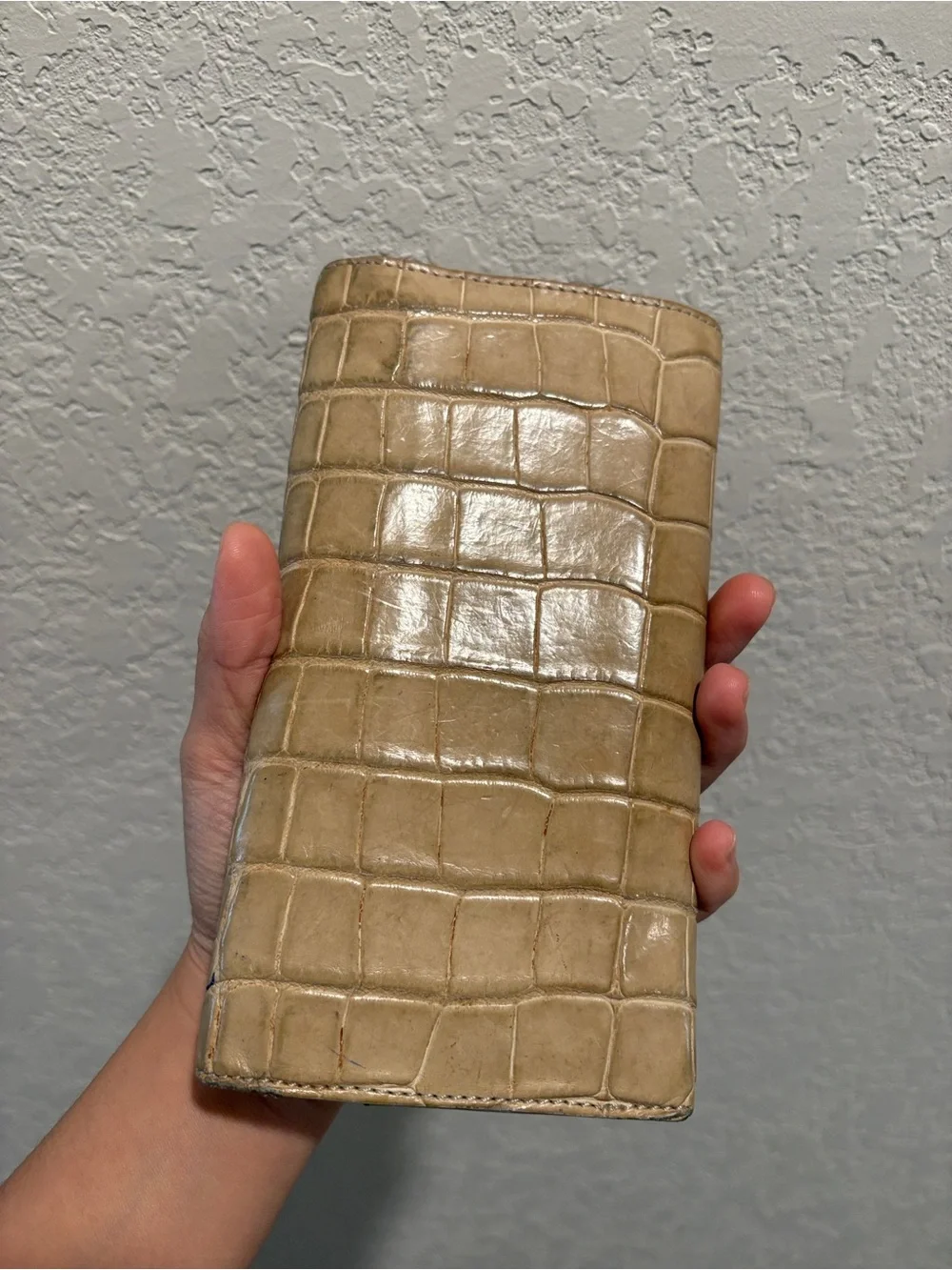 Tod’s Croc-Embossed Beige Women’s Wallet